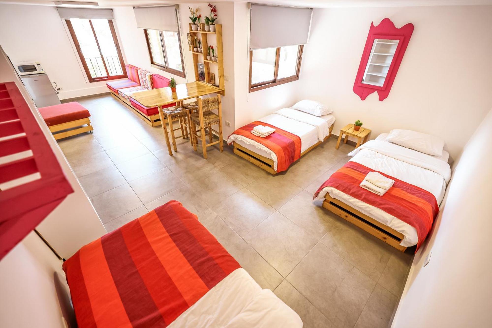 Old Town Guesthouses Batroûn Buitenkant foto