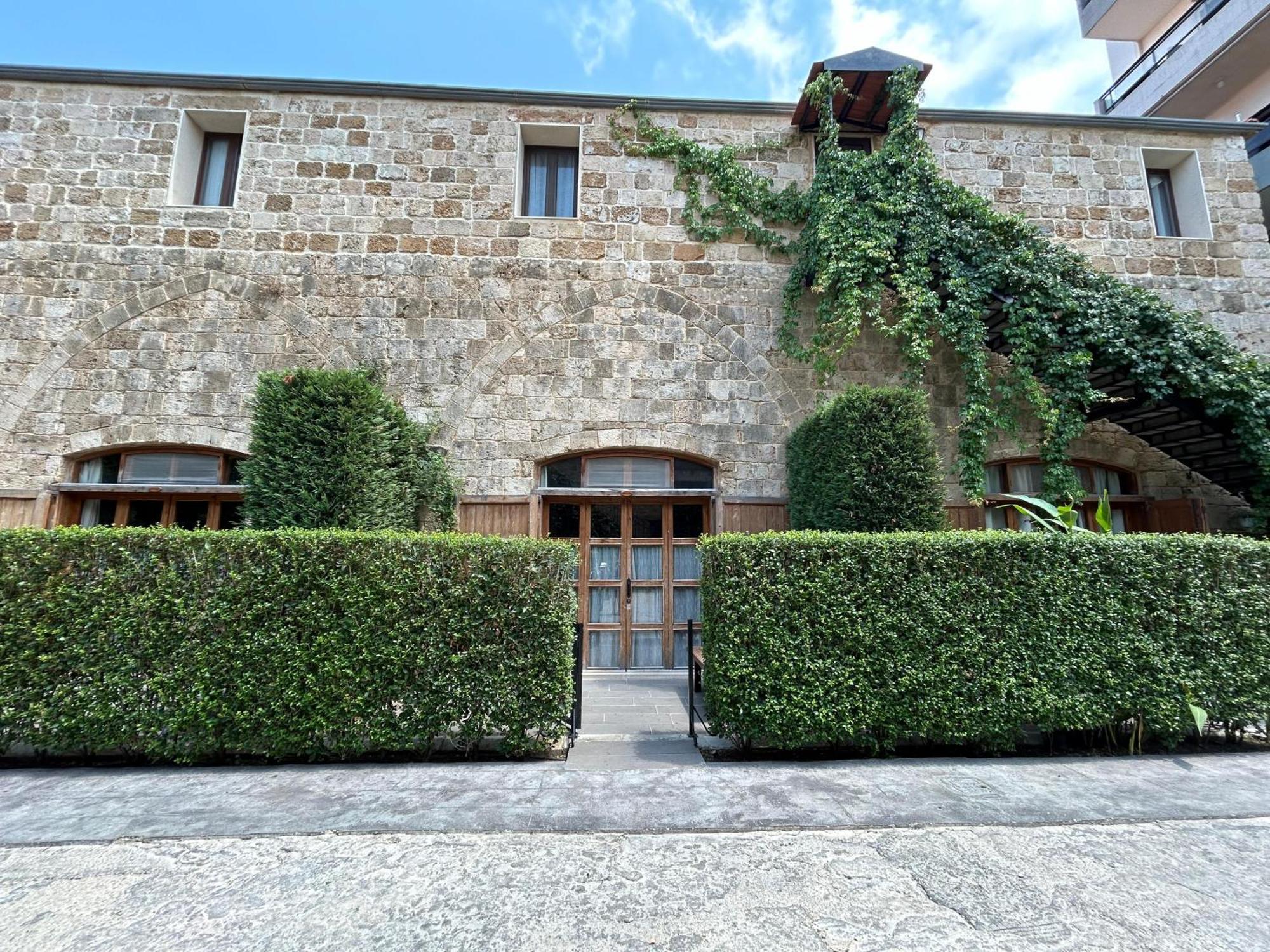 Old Town Guesthouses Batroûn Buitenkant foto